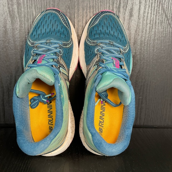 New Balance 1260v6 women’s size 9.5 - Picture 12 of 13